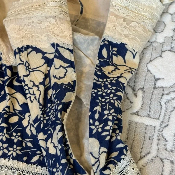 OPEN TO OFFERS Anthropologie Maeve Blue Lace Sleeveless Knee Length Dress Size 4 - Picture 6 of 10